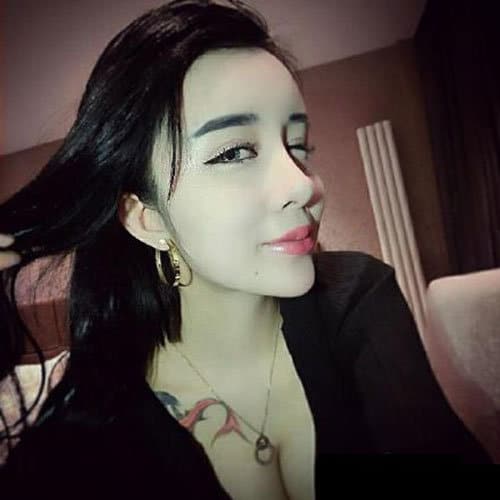 1428812707-lee-hee-danae-20-