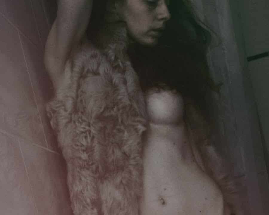 Jasmine Meyer autorretratos 17