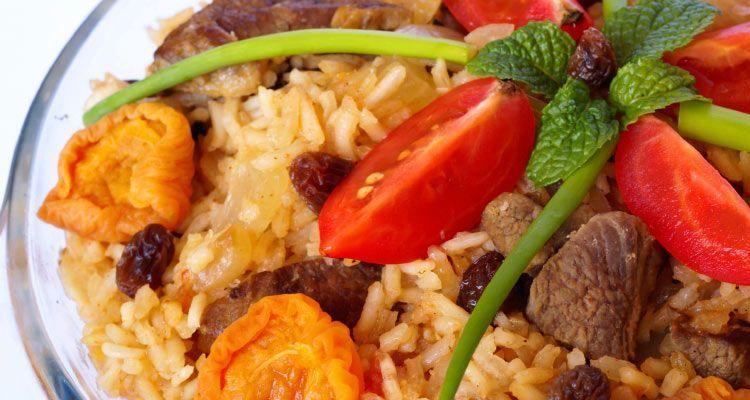 Arroz con espinacas y pasas