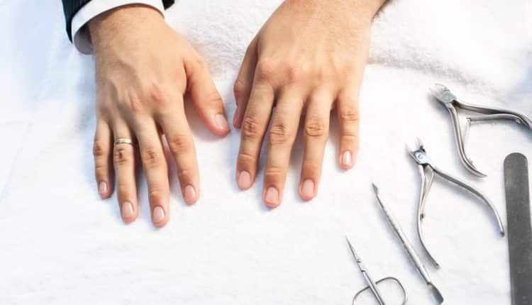 uñas perfectas hombre