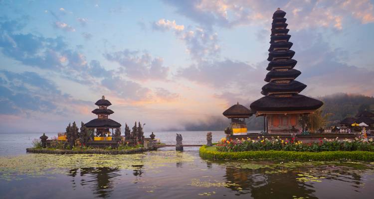 Bali: culto, playas y lujo
