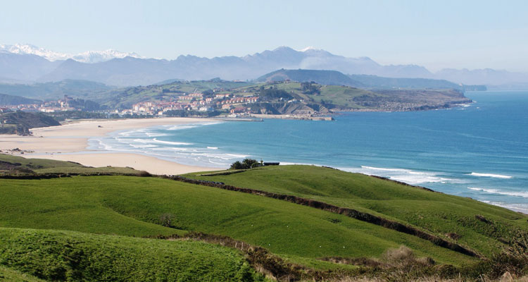 Recorre Costa Esmeralda