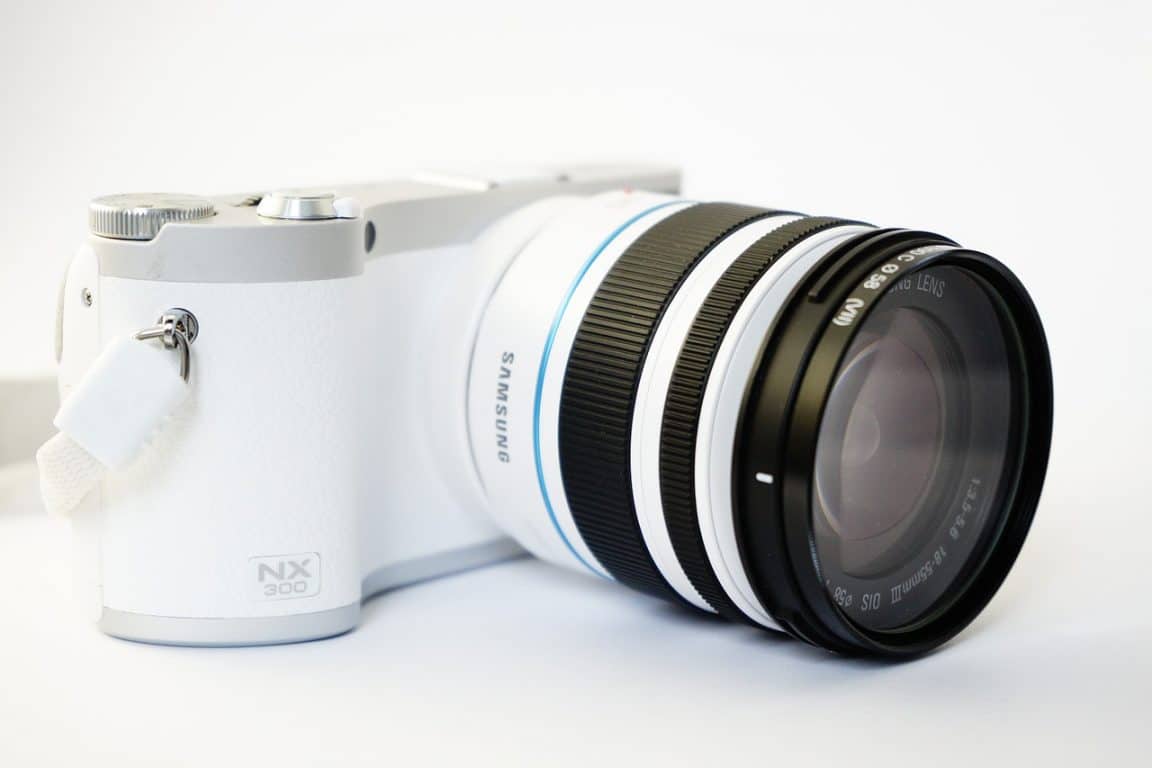 lens-272264_1280