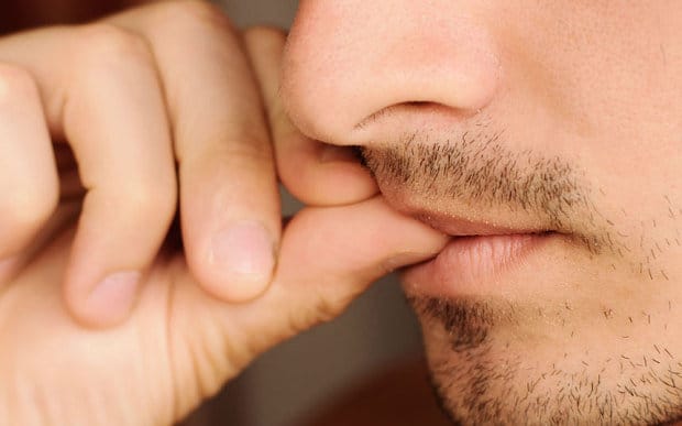 ¿Te muerdes las uñas?