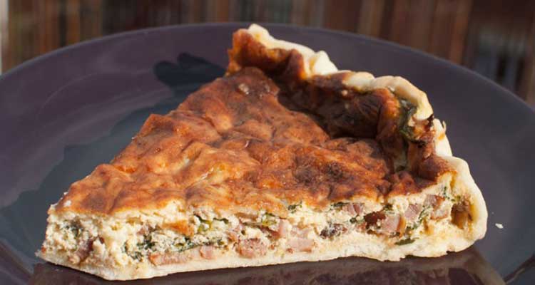 Quiche Lorraine perfumada con romero