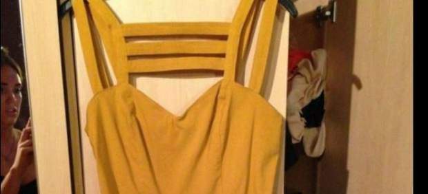 Sube a eBay una foto sin darse cuenta de que sale ella desnuda