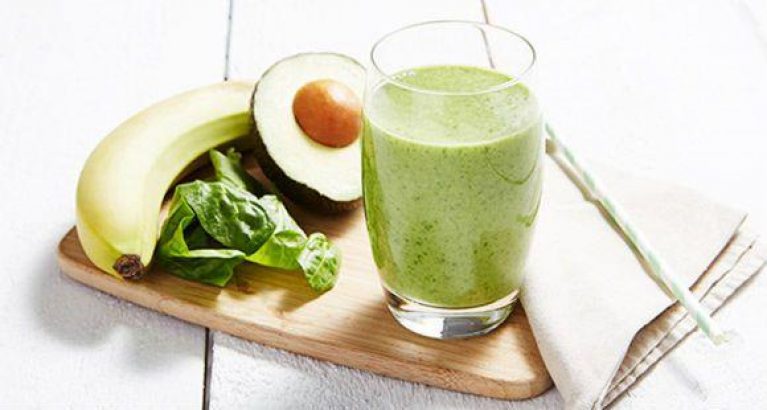 3 Recetas deliciosas de Smoothies y Zumos con la Licuadora