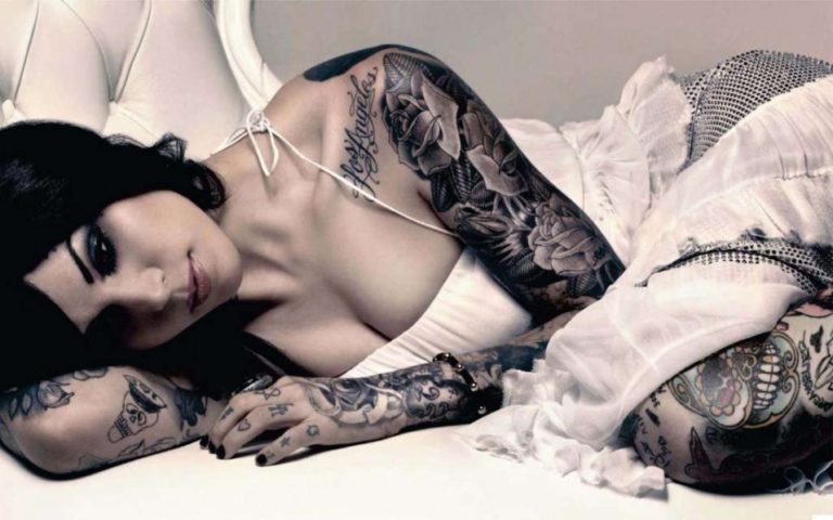 Kat Von D, la joven y SEXY tatuadora que es un sueño para muchos
