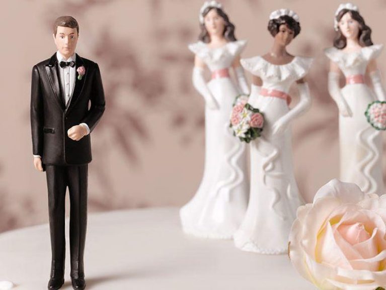 ¿El ser humano es monógamo por convención social y polígamo por naturaleza?