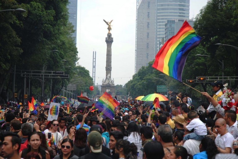 Activistas hacen Coalición Mexicana LGBTTTI+ para las elecciones 2018