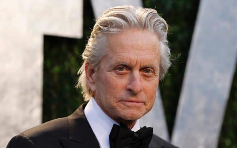 Por qué es más probable que los hombres contraigan cáncer con el sexo oral