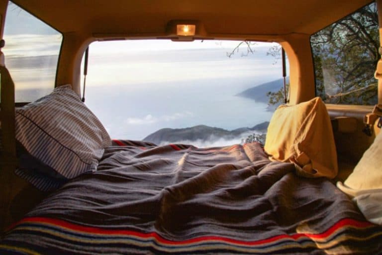 5 apps móviles para viajar en furgoneta que debes conocer