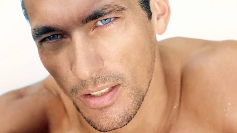 Rutina de belleza masculina: 5 pasos imprescindibles
