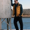 Camisa denim, chaleco y jeans de Timberland, Gafas de sol Wandy