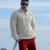 Jersey y pantalones de Timberland. Gafas Wandy. Calzado Adidas