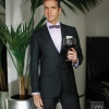 Traje clásico y camisa de Macson