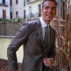 Traje estructura, camisa y corbata de Macson