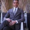 Traje estructura, camisa y corbata de Macson