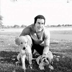 Perros y abdominales en @hotdudeswithdogs